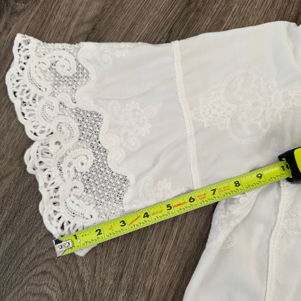 Democracy White Lace Boho Top - Picture 7 of 7